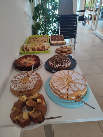 Leckeres Torten- und Kuchenbuffet gesponsert von den Skiclubfrauen
