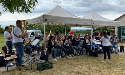 Musik und Pulverdampf zu Fronleichnam