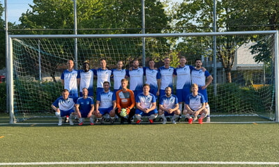 &Uuml;32/AH dezimiert sich selbst und verliert Schl&uuml;sselspiel
