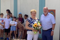 Frau Fischer, Reinigungskraft der Grundschule, verabschiedet