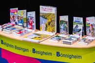 Ausstellung des Regionalen Fensters bis 6. Oktober im Kreishaus-Foyer: Feste, Führungen, Freizeitspaß: Das 3B-Land stellt sich vor