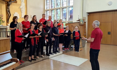 Musikalische Umrahmung Taufgottesdienst – Neustart mit neuer Chorleiterin nach den Sommerferien